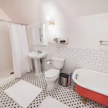 The Long Run - 2 Ca King Sized Beds+ - Sleeps 8-10 Apartment Lynchburg Exterior photo