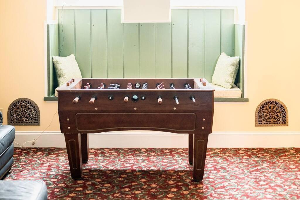 The Long Run - 2 Ca King Sized Beds+ - Sleeps 8-10 *