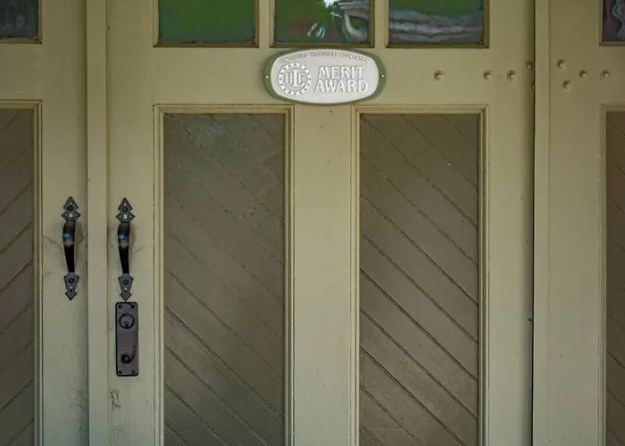 The Long Run - 2 Ca King Sized Beds+ - Sleeps 8-10
