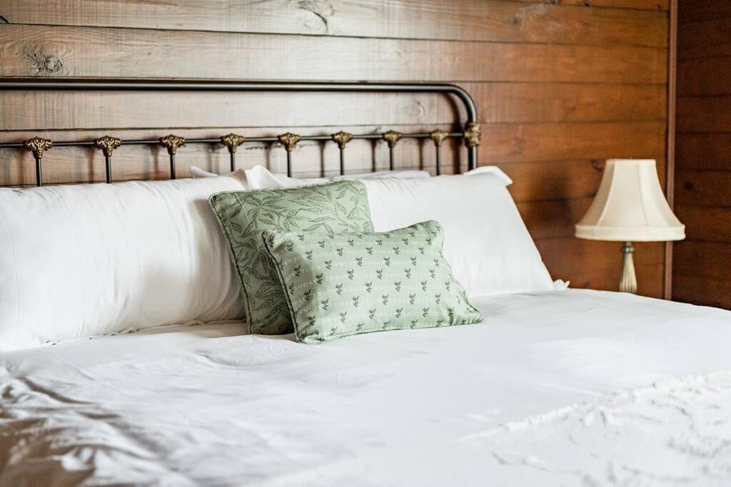 The Long Run - 2 Ca King Sized Beds+ - Sleeps 8-10 Apartment Lynchburg